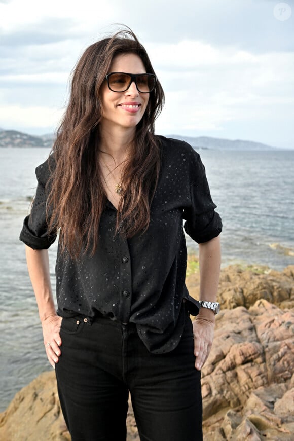 Elle sera la star de la cérémonie d'ouverture du Festival International du film de Cannes.
Maïwenn au défilé Etam Croisière à Saint-Tropez. © Bruno Bebert / Bestimage