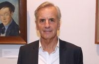 "Je serais peut-être déjà mort" : Bernard de la Villardière lucide sur sa lutte contre une maladie compliquée