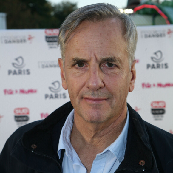 Bernard de la Villardière, journaliste et présentateur d'Enquête exclusive (depuis 2005) 
Exclusif - Bernard de La Villardiere - Inauguration de la Fête à Neuneu au profit de l'association "Innocence En Danger" au Bois de Boulogne à Paris, France,ce, le 4 septembre 2020. © JLPPA/Bestimage