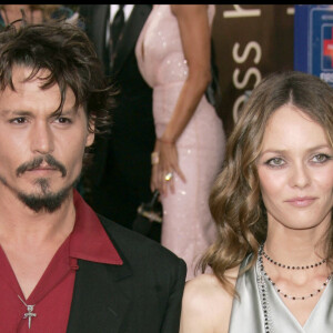 Johnny Depp et Vanessa Paradis lors des Golden Globes 2006