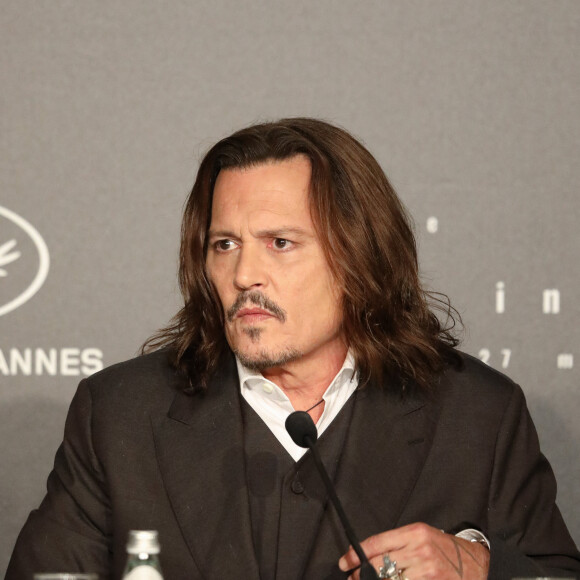 En promotion pour le film "Jeanne du Barry", il a évoqué dans "Madame Figaro" son idéal de journée parfaite
Johnny Depp - Conférence de presse du film "Jeanne du Barry" lors du 76ème Festival International du Film de Cannes. Le 17 mai 2023 © Borde-Jacovides-Moreau / Pool / Bestimage