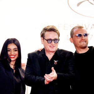 Reda Kateb, Meriem Amiar, Benoît Magimel, Elias Belkeddar - Montée des marches du film " Omar la fraise (The King of Algiers) " lors du 76ème Festival International du Film de Cannes, au Palais des Festivals à Cannes. Le 19 mai 2023 © Jacovides-Moreau / Bestimage 