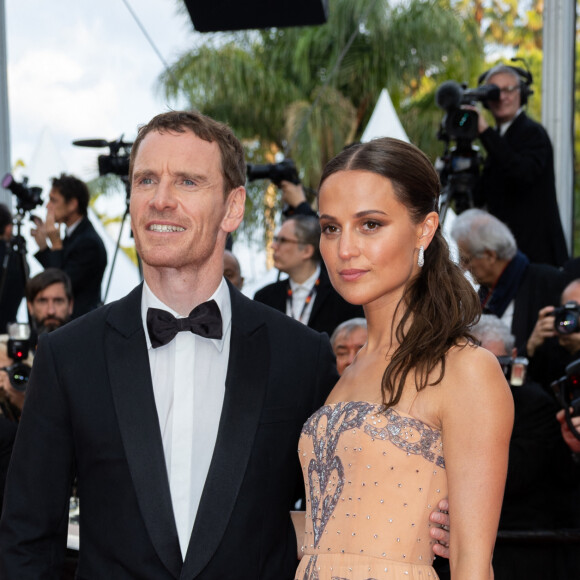 Michael Fassbender et sa femme Alicia Vikander - Montée des marches du film " Firebrand (Le jeu de la reine) " lors du 76ème Festival International du Film de Cannes, au Palais des Festivals à Cannes. Le 21 mai 2023 © Olivier Borde / Bestimage