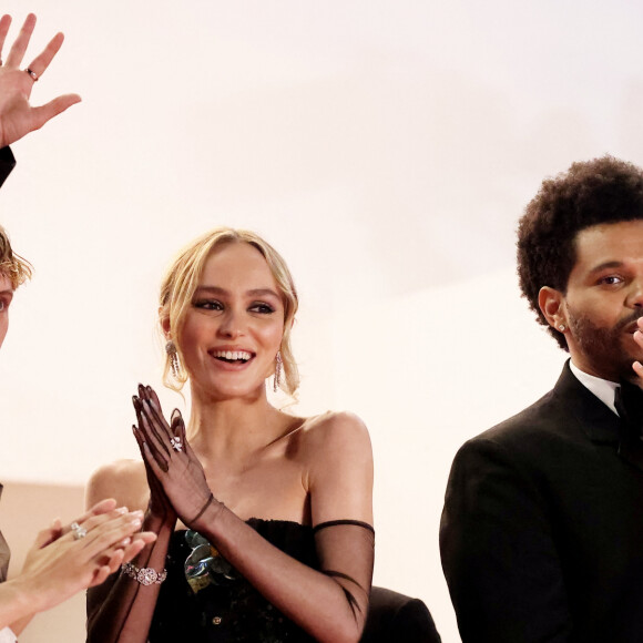 Jennie Ruby Jane, Troye Sivan, Lily-Rose Depp, Abel “The Weeknd” Tesfaye, Ashley Levinson - Montée des marches du film « The Idol » lors du 76ème Festival International du Film de Cannes, au Palais des Festivals à Cannes. Le 22 mai 2023 © Jacovides-Moreau / Bestimage