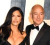 Après cinq ans de relation, Jeff Bezos a demandé Lauren Sanchez, en mariage.
Lauren Sanchez et Jeff Bezos au photocall de la soirée "Vanity Fair" lors de la 95ème édition de la cérémonie des Oscars à Los Angeles