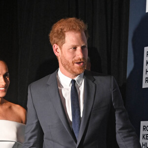 Le prince Harry et Megan Markle au photocall de la soirée de gala "Robert F. Kennedy Human Rights Ripple of Hope 2022" à l'hôtel Hilton de New York City, New York, Etats-Unis, le 6 décembre 2022. 