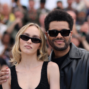 Abel "The Weeknd' Tesfaye, Lily Rose-Depp au photocall de "The Idol" lors du 76ème Festival International du Film de Cannes, le 23 mai 2023. © Jacovides / Moreau / Bestimage 