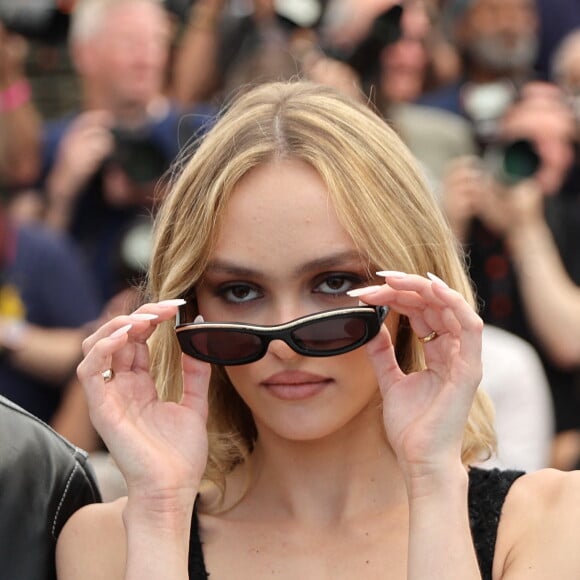 Lily Rose-Depp au photocall de "The Idol" lors du 76ème Festival International du Film de Cannes, le 23 mai 2023. © Jacovides / Moreau / Bestimage 