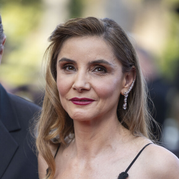 Clotilde Courau - Montée des marches du film " L'été dernier " lors du 76ème Festival International du Film de Cannes, au Palais des Festivals à Cannes. Le 25 mai 2023 © Olivier Borde / Bestimage 