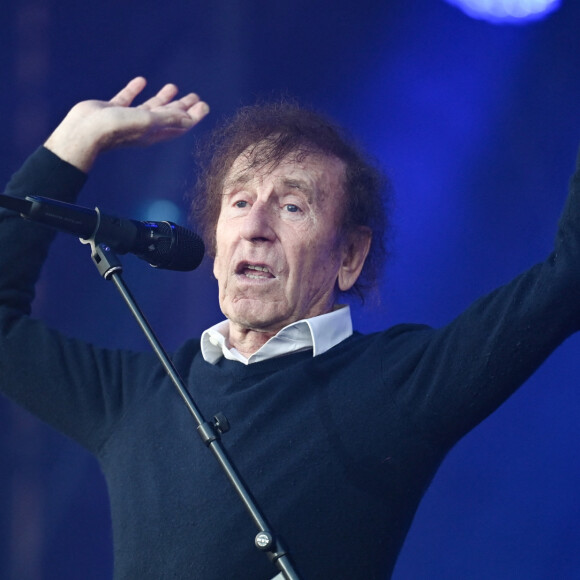 Le célèbre interprète de "Foule Sentimentale" s'est également déjà exprimé sur son couple dans les pages du magazine Version Femina.
Alain Souchon - Fête de l'Humanité à La Courneuve, le 12 septembre 2021. © Lionel Guericolas/MPP/Bestimage