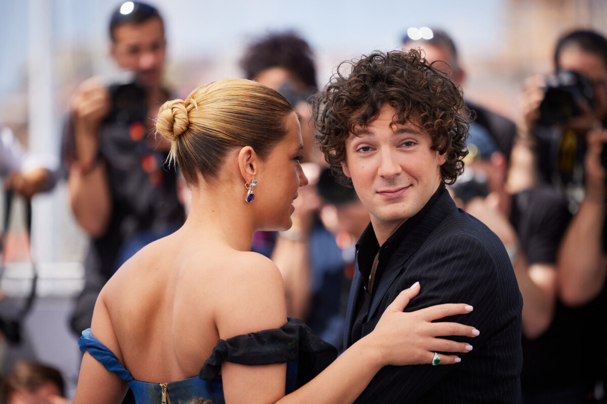 Photo Adèle Exarchopoulos et Vincent Lacoste au photocall de