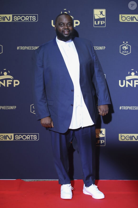 Issa Doumbia au photocall de la 28ème cérémonie des trophées UNFP (Union nationale des footballeurs professionnels) au Pavillon d'Armenonville à Paris, France, le 19 mai 2019.