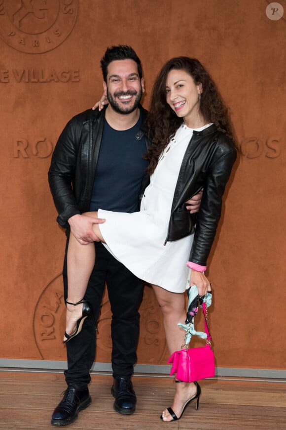 Denny Imbroisi et sa compagne Silvia Notargiacomo au village lors des internationaux de tennis de Roland Garros à Paris, France, le 30 mai 2019. © Jacovides-Moreau/Bestimage 