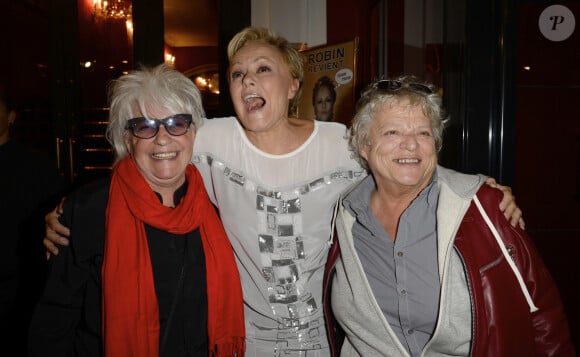 Catherine Lara, Muriel Robin et Josée Dayan - Générale du spectacle de Muriel Robin "Robin Revient Tsoin Tsoin" au Théâtre de la porte Saint-Martin a Paris, le 23 septembre 2013.