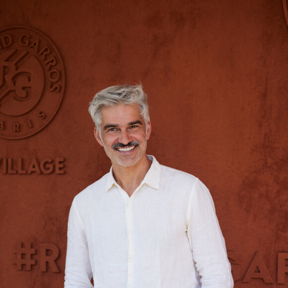 François Vincentelli au village lors des Internationaux de France de Tennis de Roland Garros 2023. Paris, le 31 mai 2023. © Jacovides / Moreau / Bestimage