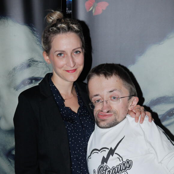 Exclusif - Maud Bsb et l'humoriste Guillaume Bats - People au spectacle de l'humoriste Cartouche "Demain je me lève de bonheur" à l'Apollo théâtre à Paris, le 5 juin 2018. © CVS/Bestimage 