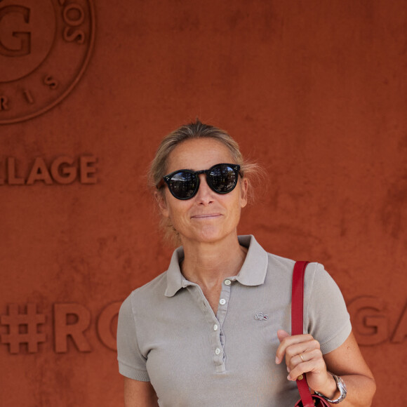 Anne-Sophie Lapix au village lors des Internationaux de France de tennis de Roland Garros 2023, à Paris, France, le 4 juin 2023. © Moreau-Jacovides/Bestimage 