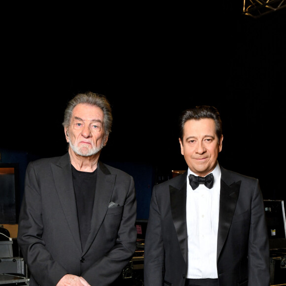 "Cette fille pense à sa retraite, elle ne m'intéresse pas. Je n'irai pas voir son film. Ce qui m'a plu à Cannes, ce sont les présences de Harrison Ford, de Martin Scorsese."
Exclusif - Eddy Mitchell, Laurent Gerra - Enregistrement de l'émission "Un soir à Monaco avec Laurent Gerra" sur la scène de la salle des Etoiles du Monte-Carlo Sporting à Monaco. Le 7 décembre 2021. © Bruno Bebert / Bestimage