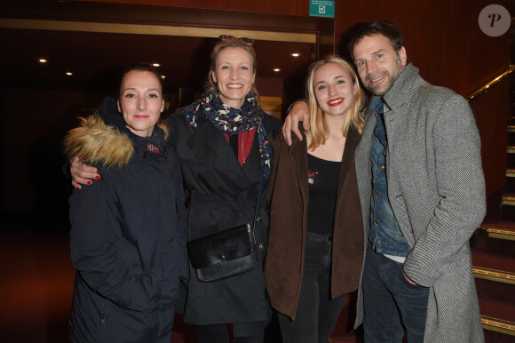 Audrey Lamy, Alexandra Lamy, Chloé Jouannet et son père Thomas Jouannet - Représentation de la pièce "Les Monologues du Vagin" au théâtre le Comédia à Paris le 12 mars 2018. © Guirec Coadic/Bestimage