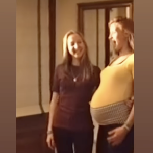 Chloé Jouannet a dévoilé une vidéo rare de sa maman, enceinte, aux côtés de sa soeur, Audrey Lamy.