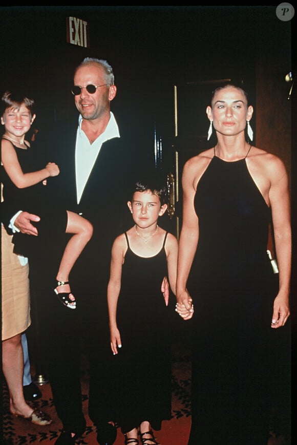 Une famille très unie malgré la séparation des parents en 2000
Bruce Willis, Demi Moore et leurs filles Rumer et Tallulah (photo d'archive)