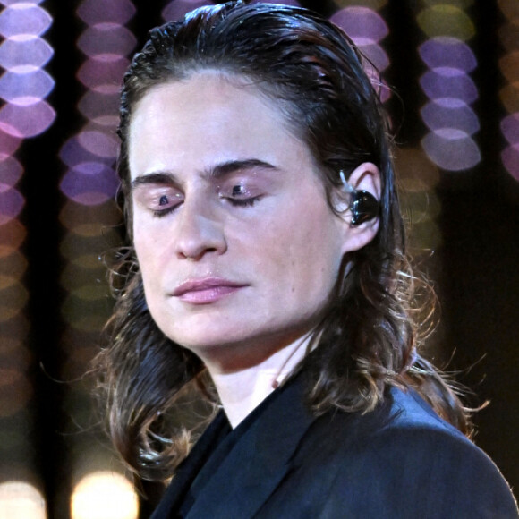 L'attente fut à la fois courte et interminable.
Exclusif - Christine and the Queens - Enregistrement de l'émission "Cannes chante le Cinéma" sur la célèbre plage Macé de Cannes. © Bruno Bebert-Tiziano da Silva/Bestimage