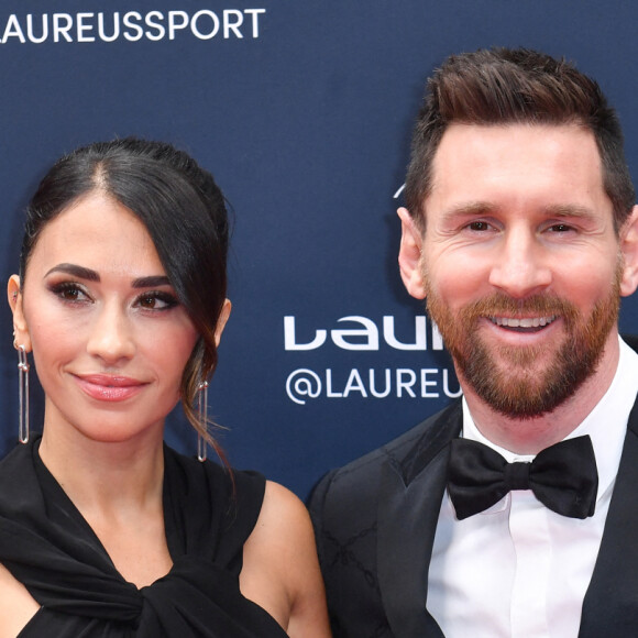 Le footballeur argentin vient d'annoncer qu'il quitte le PSG
 
Lionel Messi et sa femme Antonella Roccuzzo - Red Carpet de la cérémonie " 2023 Laureus World Sports Awards" à Paris le 8 mai 2023 . Veeren/Bestimage