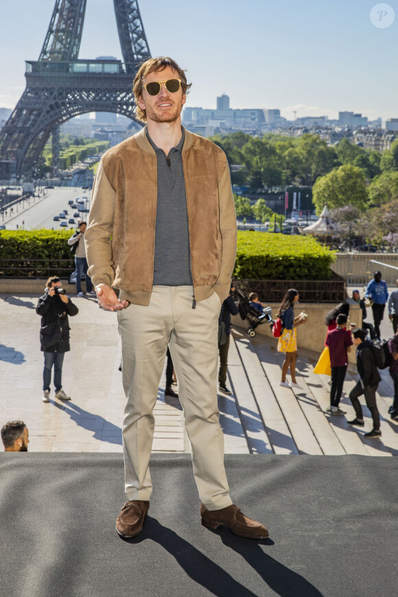 Michael Fassbender au photocall de "X-Men: Dark Phoenix" sur l'esplanade du Trocadéro à Paris, le 26 avril 2019. © Olivier Borde/Bestimage 