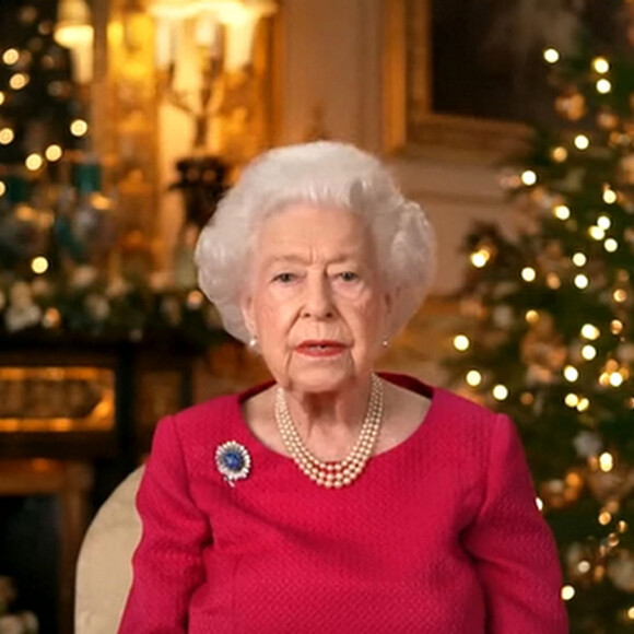 Le discours de Noël 2021 de la reine Elisabeth II d'Angleterre le 25 décembre 2021 au château de Windsor © Youtube via Bestimage 