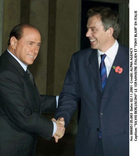 Rétro - Décès de Silvio Berlusconi - "SILVIO BERLUSCONI" LE 1ER MINISTRE ITALIEN ET "TONY BLAIR" EN ITALIE RENCONTRES DIPLOMATIQUES DU 1ER MINISTRE ANGLAIS "TONY BLAIR" DEPUIS LES EVENEMENTS DU 11 SEPTEMBRE 2001 "PLAN SERRE"
Silvio Berlusconi, le 1er ministre italien et Tony Blair - Rencontres diplomatique après le 11 septembre 2001