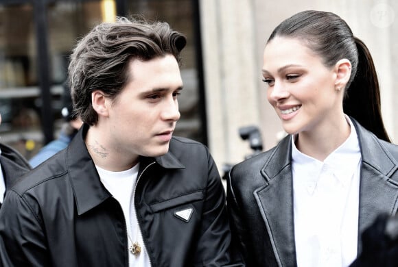 Brooklyn Beckham et sa femme Nicola Peltz au défilé de mode Miu Miu prêt-à-porter automne-hiver 2023/2024 lors de la Fashion Week de Paris (PFW) le 7 mars 2023. © Veeren / Christophe Clovis / Bestimage 