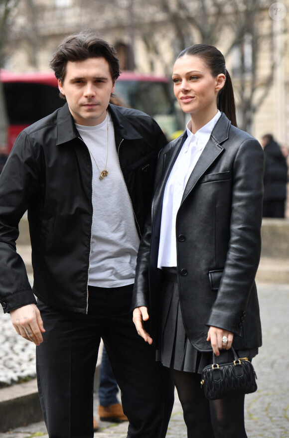 Brooklyn Beckham et sa femme Nicola Peltz au défilé de mode Miu Miu prêt-à-porter automne-hiver 2023/2024 lors de la Fashion Week de Paris (PFW) le 7 mars 2023. © Veeren / Christophe Clovis / Bestimage 