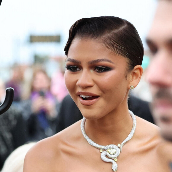 À 26 ans, Zendaya est devenue une star planétaire.  
Zendaya - Soirée "Bulgari Mediterranea High Jewelry" au Palais des Doges à Venise en Italie.