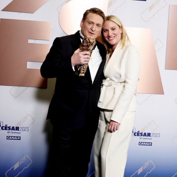 Benoît Magimel César Du Meilleur Acteur Dans Pacifiction - Tourment Sur Les Îles et sa femme Margot Pelletier - Pressroom - 48ème cérémonie des César à l'Olympia à Paris. © Jacovides / Borde / Bestimage