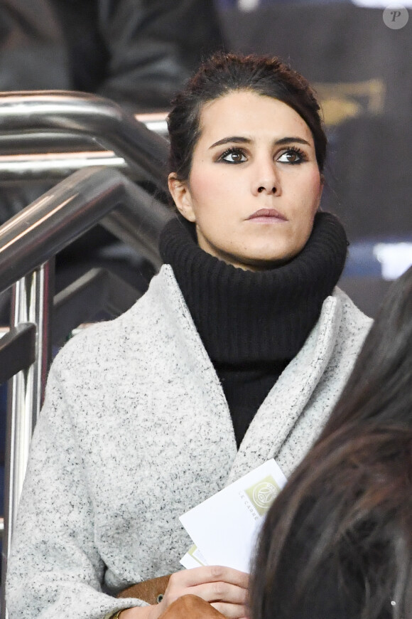 Karine Ferri - Karine Ferri encourage son compagnon Yoann Gourcuff lors du match Psg-Rennes au Parc des Princes à Paris le 6 novembre 2016. (victoire 4-0 du Psg) © Pierre Perusseau/Bestimage