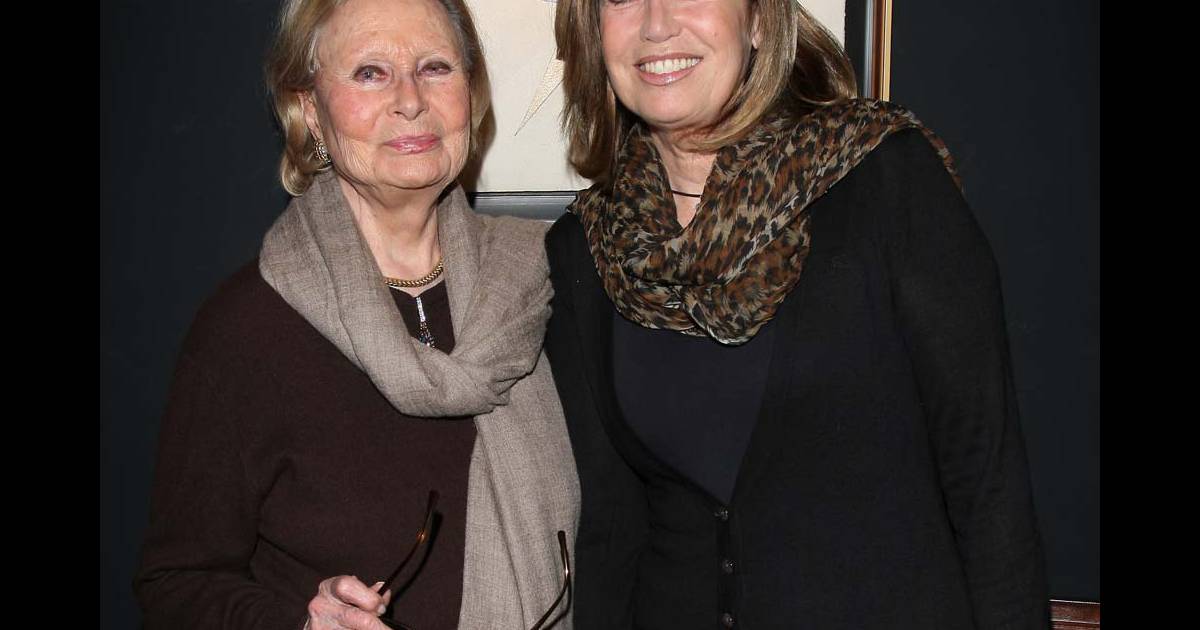 Michèle et Catherine Alric, le 1er mars 2010 ! Purepeople Michèle et Catherine Alric, le 1er mars 2010 ! Purepeople