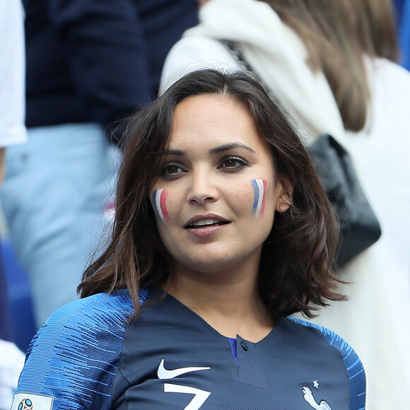 "Merci à mes deux enfants chéris de faire de moi le plus heureux des papas en cette journée de la fête des pères", écrit Camille Lacourt
 
Valérie Bègue (Miss France 2008) - Célébrités dans les tribunes lors des quarts de finale de la Coupe du monde opposant la France à l'Uruguay au stade de Nijni Novgorod à Nijni Novgorod, Russie, le 6 juillet 2018. La France a gagné 2-0. © Cyril Moreau/Bestimage