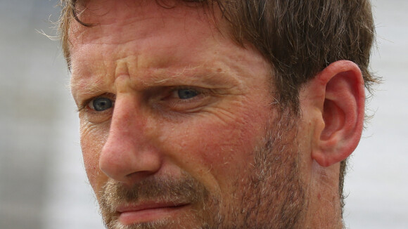 VIDÉO "Romain Grosjean mérite un coup de poing dans la gueule" : le Français détruit par un célèbre pilote !