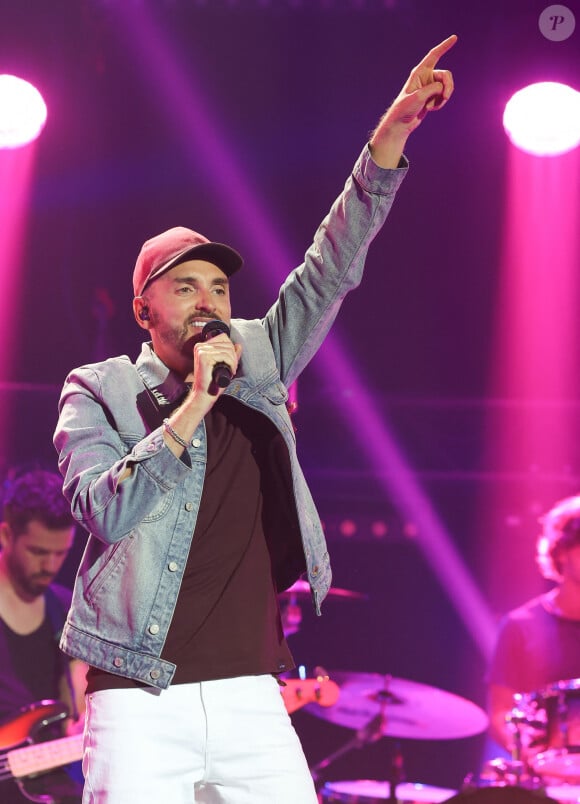 Mais le destin en aura finalement décidé autrement.
Christophe Willem - 5ème édition de l'émission "Psychodon, Unis face aux maladies psychiques" à l'Olympia à Paris le 12 juin 2023.  © Coadic Guirec/Bestimage