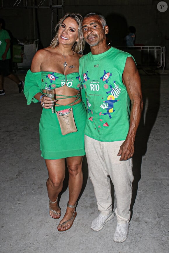 Exclusif - Romario et sa compagne Marcelle Ceolin profitent du carnaval de Rio de Janeiro, le 20 avril 2022.