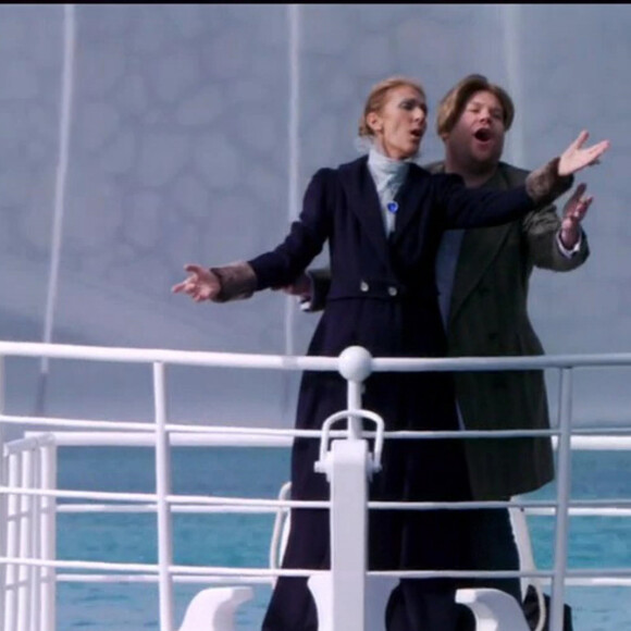 Il faut dire que cela fait penser à sa chanson dans Titanic.
Céline Dion était l'invitée exceptionnelle de James Corden dans l'émission "Carpool Karaoke". La chanteuse québécoise a rejoué la scène mythique du film "Titanic", pour lequel elle a interprété la bande-originale. 