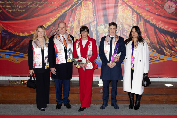 Camille Gottlieb, le prince Albert II de Monaco, la princesse Stéphanie de Monaco, Louis Ducruet et sa femme Marie (enceinte) - Arrivées lors du 45ème Festival International du Cirque de Monte Carlo sous le chapiteau Fontvieille à Monaco le 20 janvier 2023. © Olivier Huitel/Pool/Bestimage 