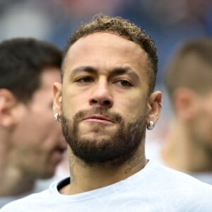 Neymar dévoile le prénom de sa fille et les réactions sont contrastées
Neymar Jr ( 10 - PSG ) - lors du match de Ligue 1 Uber Eats "PSG - Lille (4-3)" au Parc des Princes.