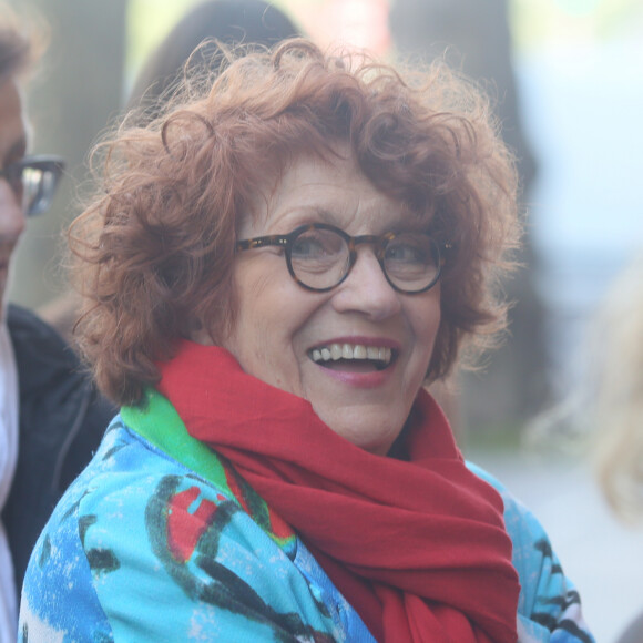 Andréa Ferréol - Manifestation lors de la conférence de presse de l’association des malades de la thyroïde (AFMT) sur le thème "Lévothyrox: la crise sanitaire n’est pas terminée" à Paris le 2 mai 2018. © CVS/Bestimage 