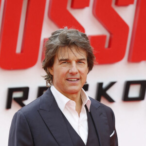 La Française a su créer une belle amitié avec Tom Cruise, qui lui rend bien puisqu'il sera l'invité d'honneur de son émission sur RMC
 
Tom Cruise à Londres.
