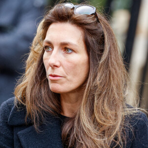 Anne-Claire Coudray - Obsèques de Jean-Pierre Pernaut en la Basilique Sainte-Clotilde à Paris le 9 mars 2022. © Cyril Moreau / Bestimage