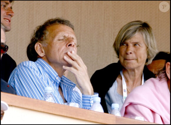 Véronique Poivre d'Arvor est décédée à l'âge de 81 ans.
Patrick Poivre d'Arvor et sa femme Véronique - Demi-finale du masters de tennis de Monte-Carlo.