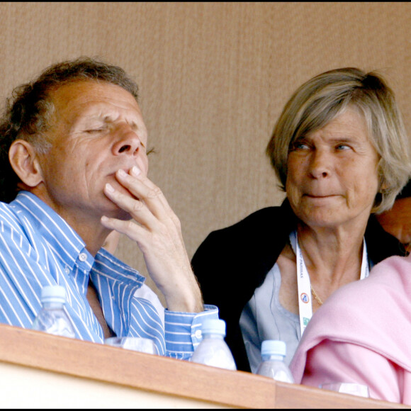 Véronique Poivre d'Arvor est décédée à l'âge de 81 ans.
Patrick Poivre d'Arvor et sa femme Véronique - Demi-finale du masters de tennis de Monte-Carlo.
