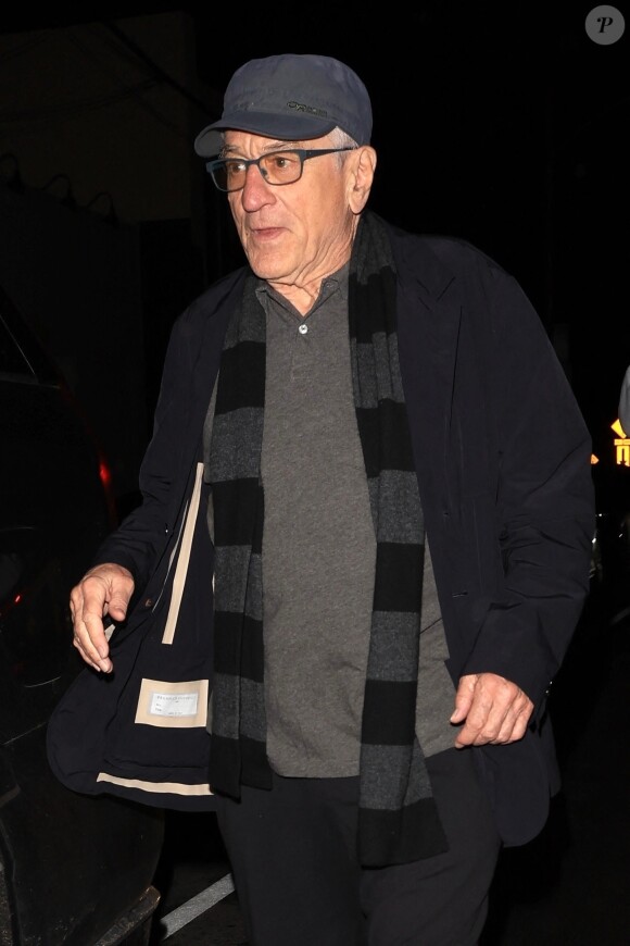 Robert de Niro - Robert de Niro, Harvey Keitel et Billy Crystal ont déjeuné ensemble au restaurant Giorgio Baldi à Santa Monica le 22 mars 2023.