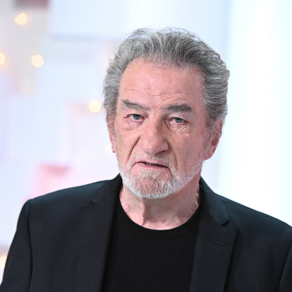 Exclusif - Eddy Mitchell - Enregistrement de l'émission "Vivement Dimanche prochain" présentée par M.Drucker et diffusée le 5 décembre sur France 2. Le 23 novembre 2021 © Guillaume Gaffiot / Bestimage